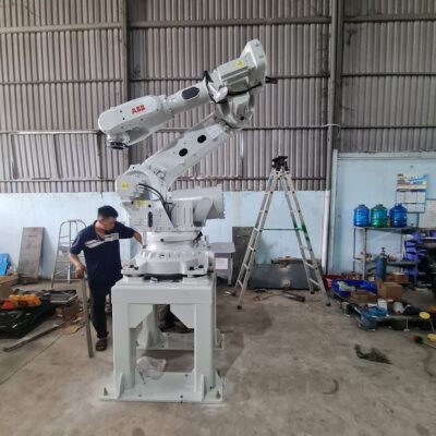 Ứng dụng robot công nghiệp